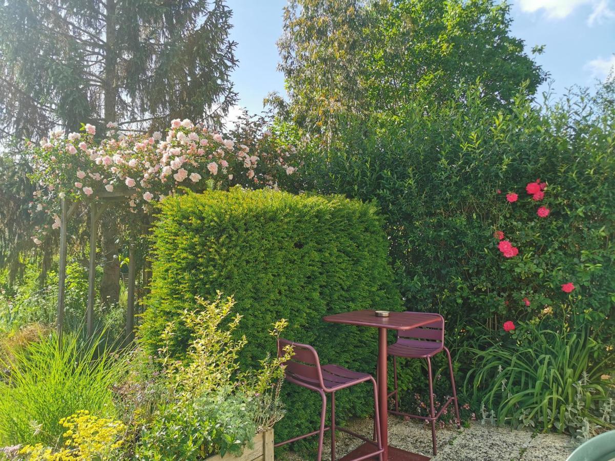 La Coticia Bed and Breakfast Coutiches Εξωτερικό φωτογραφία